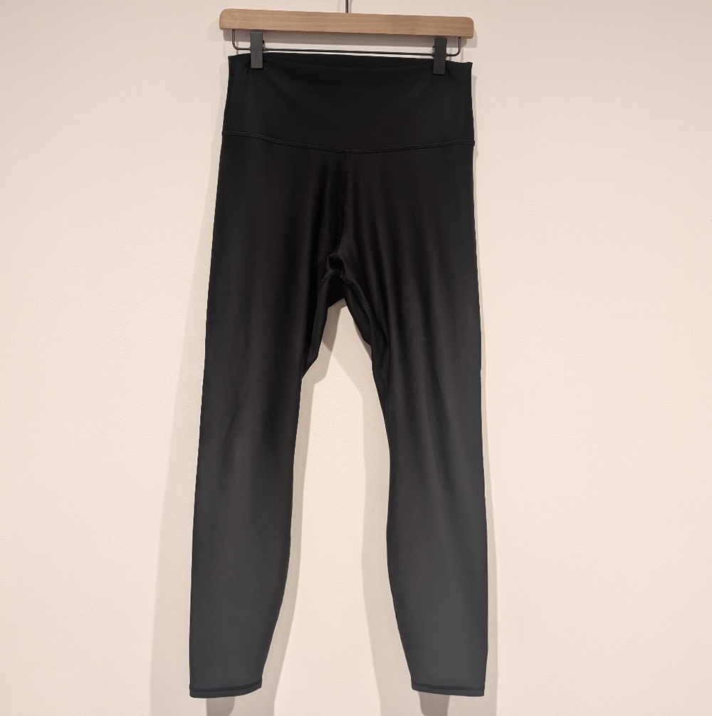 ALO Yoga | 7/8 High-Waist Airlift Legging | Black | Large